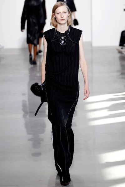 Look 24